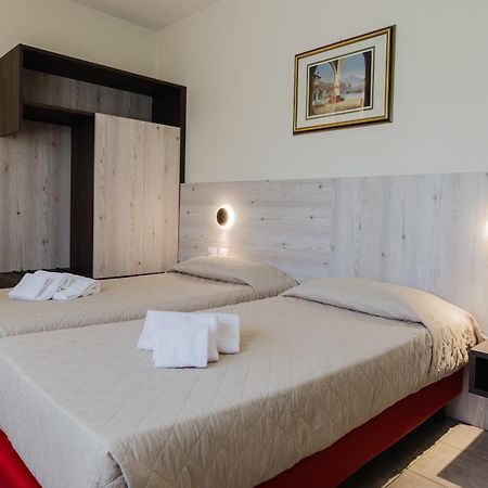 Hotel Colonna Albignasego Екстериор снимка