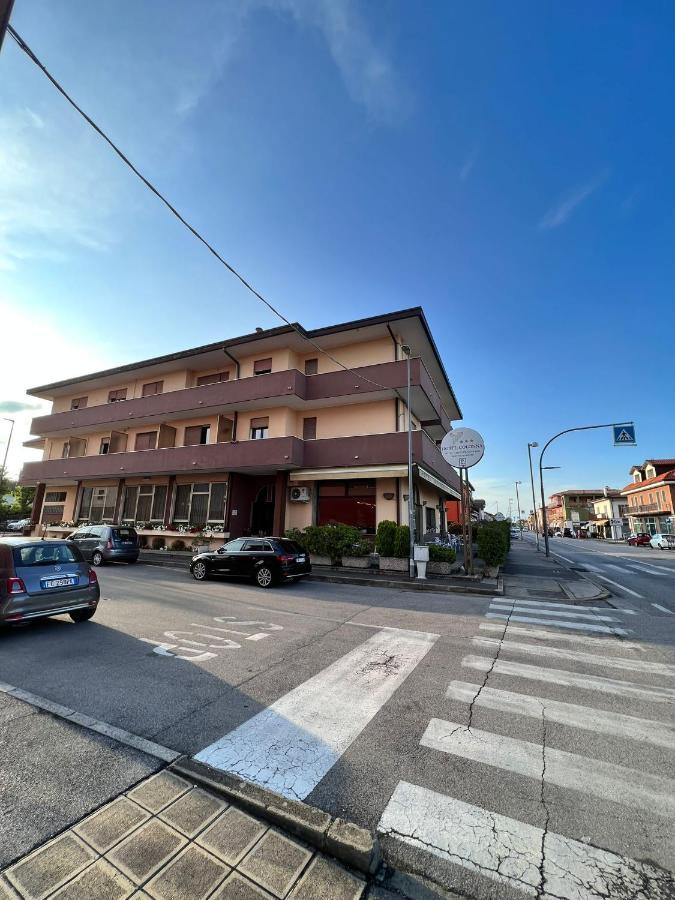 Hotel Colonna Albignasego Екстериор снимка