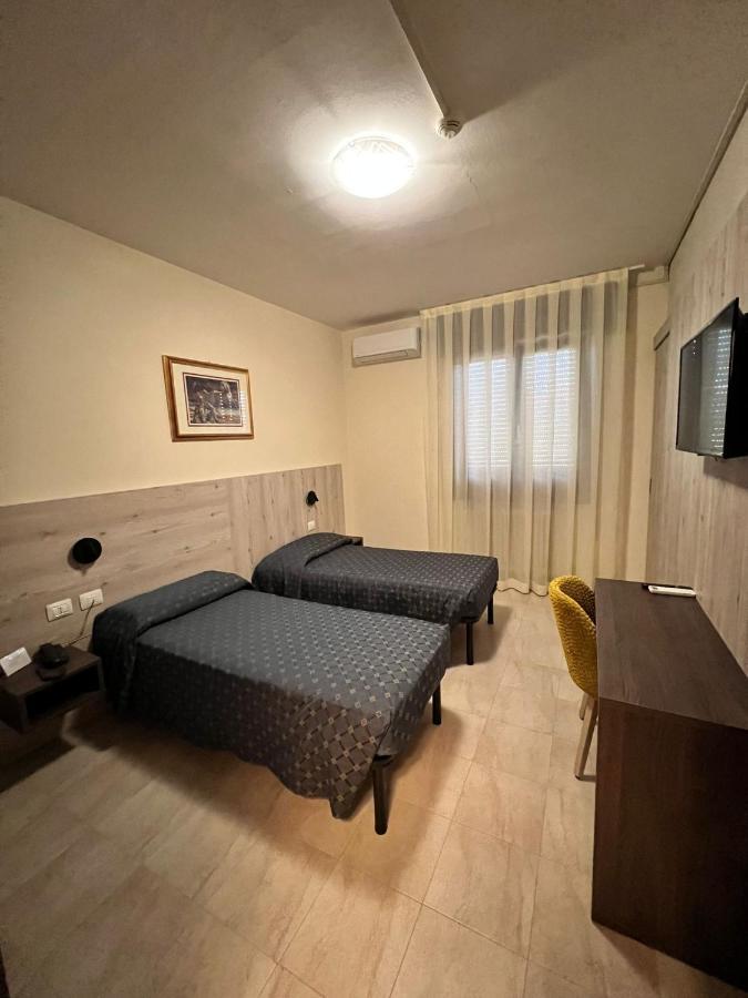 Hotel Colonna Albignasego Екстериор снимка